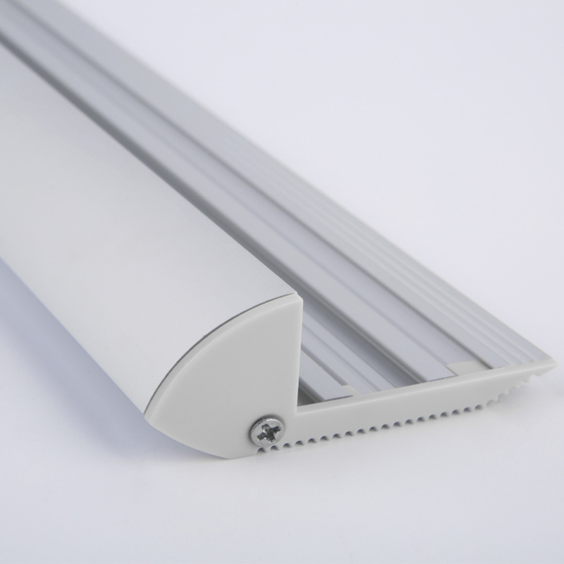 2019 New Series Led Baseboard Lighting Aluminum Angle Nosing Profile