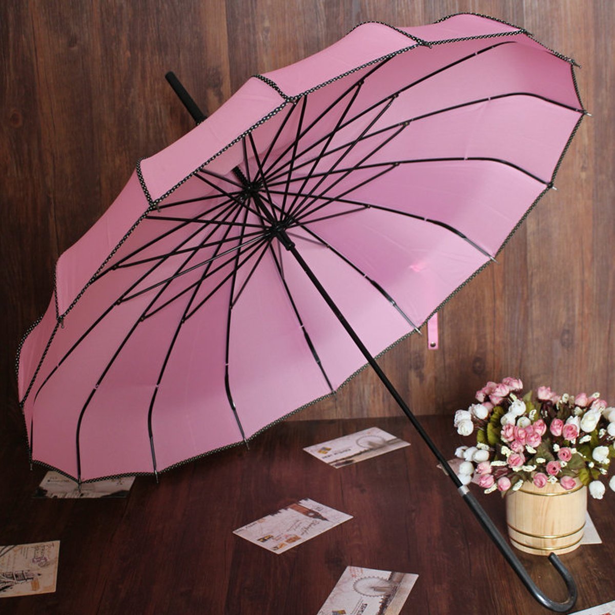 Classical design peaked pagoda shape vintage wedding umbrella durable metal frame manual open folding rain umbrella