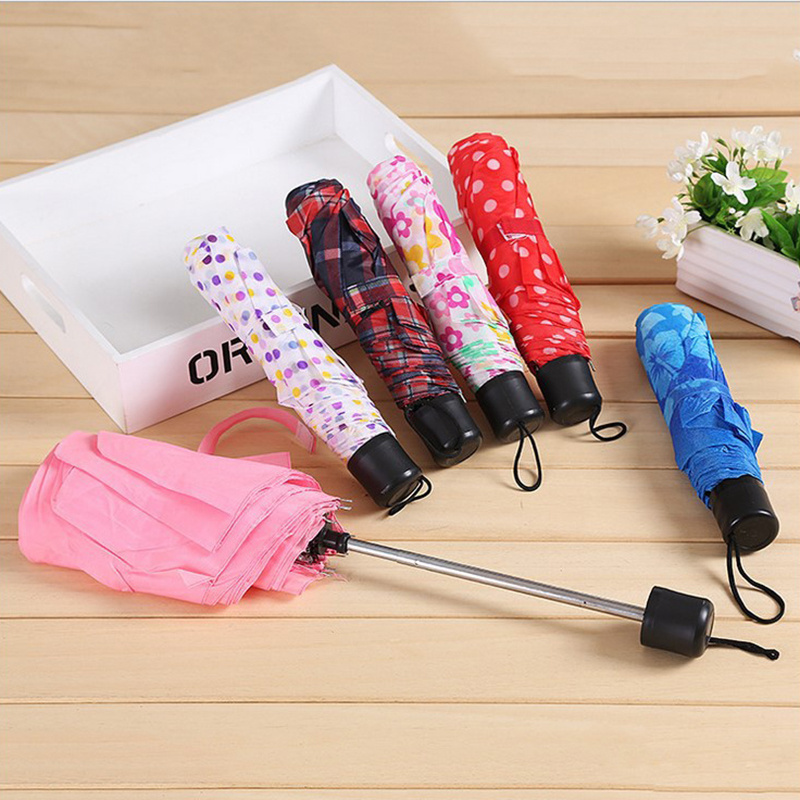 Chinese Manufacturer High Quality Promotional 3 Folding Umbrellas Wholesale Cheap Customized Rain Umbrellas With Logo Prints