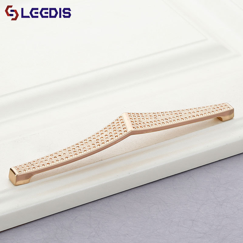 LEEDIS Fashionable gold plated zamak cupboard pull handle for cabinet modern Wholesale furniture hardware decoration accessories