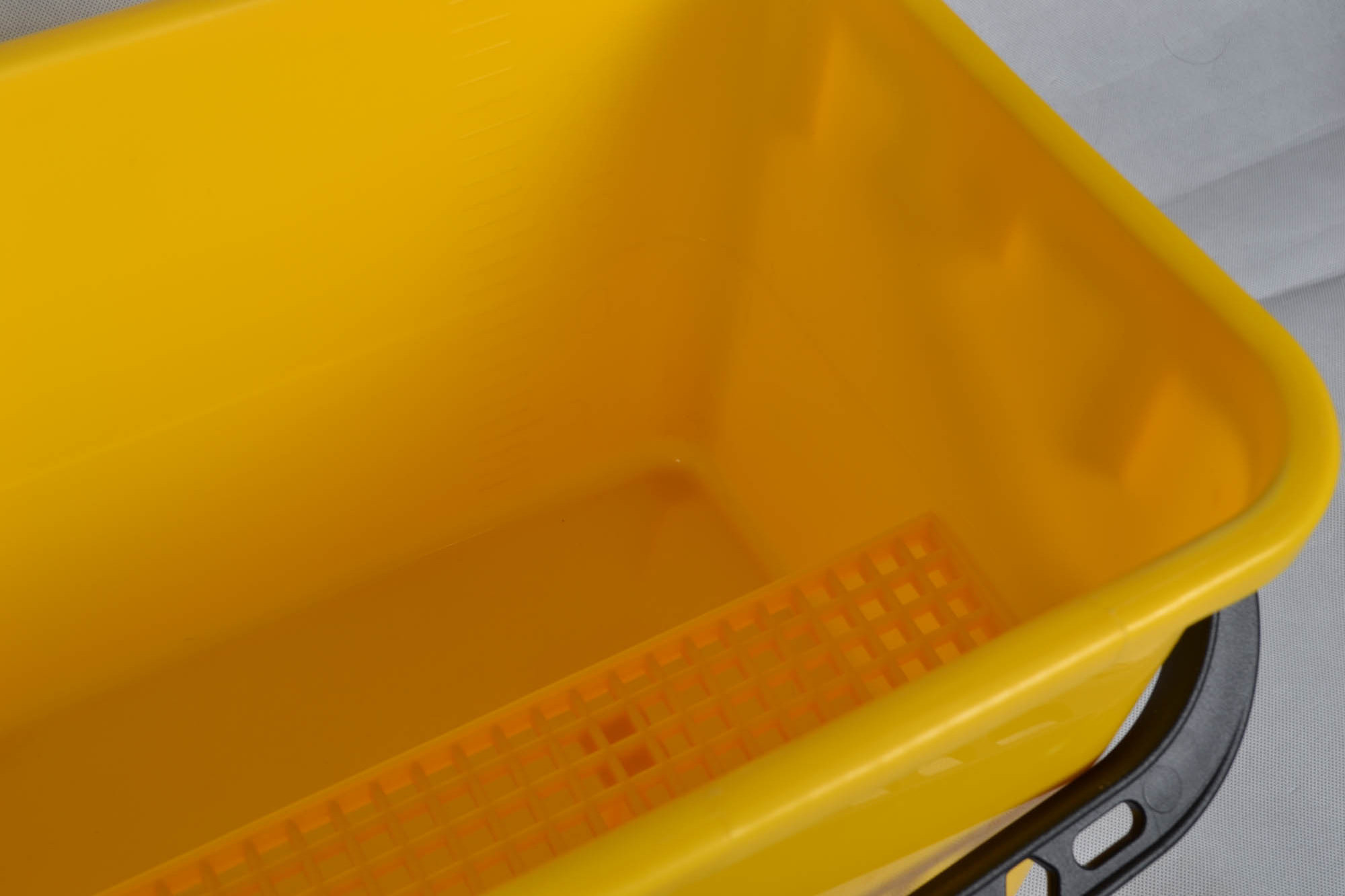 Yellow Heavy Duty Floor Cleaning Pail Mop Plastic Square Water Bucket with wheel