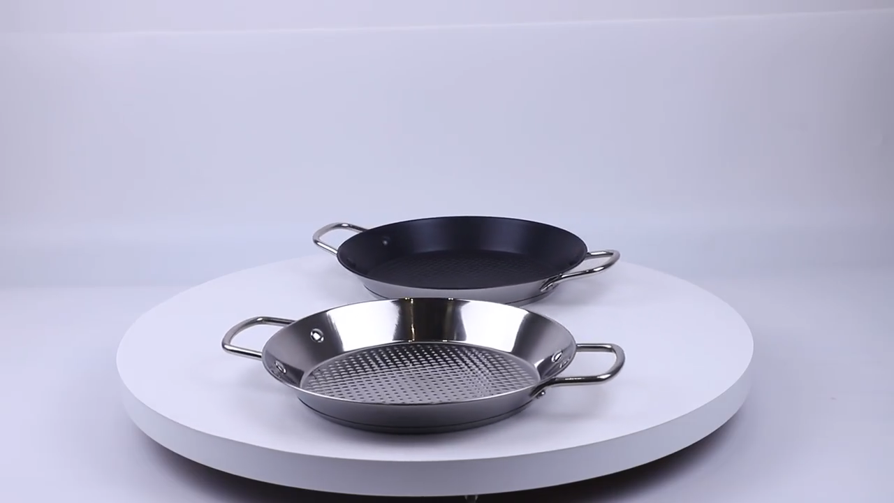 Spanish Cookware Commercial wholesale steel with coating  paella pan with hammered bottom