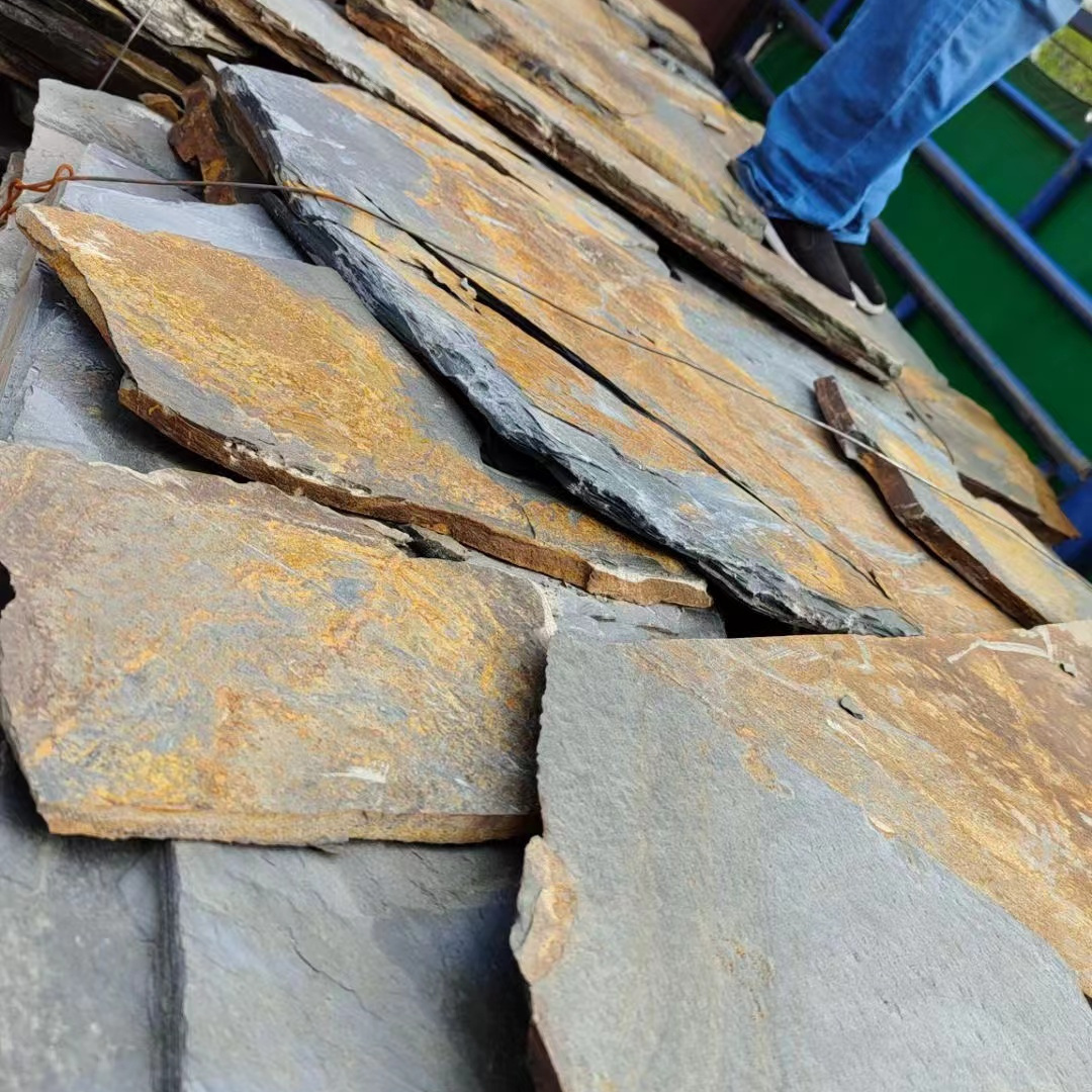 natural rusty color flagstones outdoor landscaping paving tiles small tiles large tiles slabs