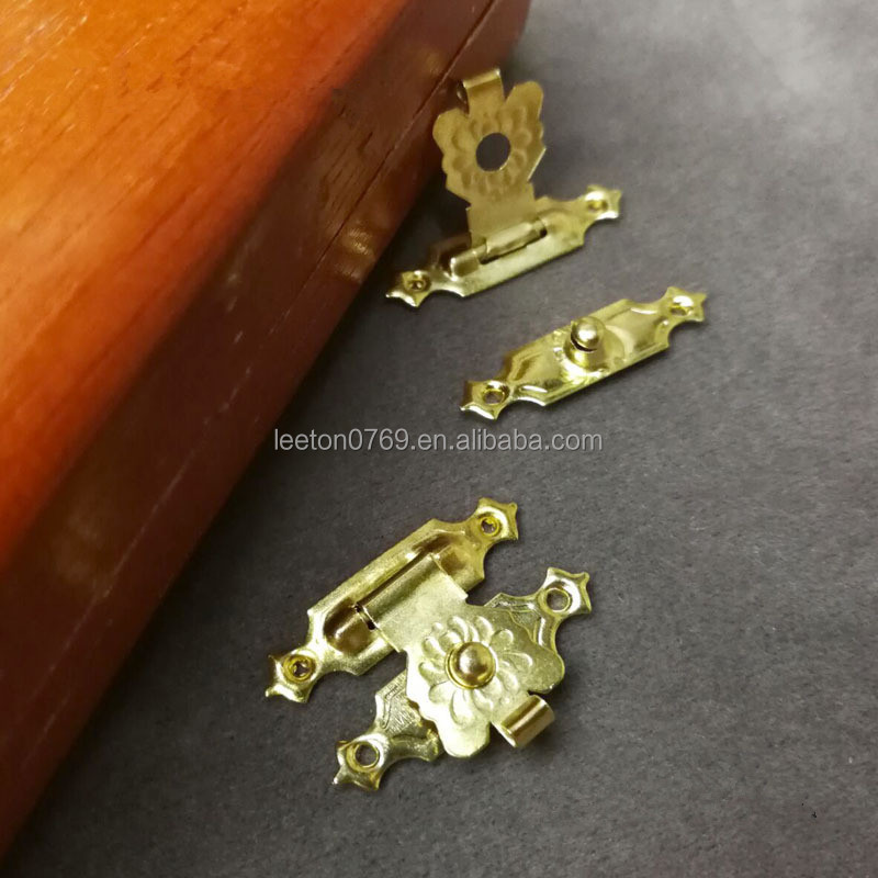 Factory supply 24 x 22 mm mini gold box lock for cigar boxes jewelry box latch