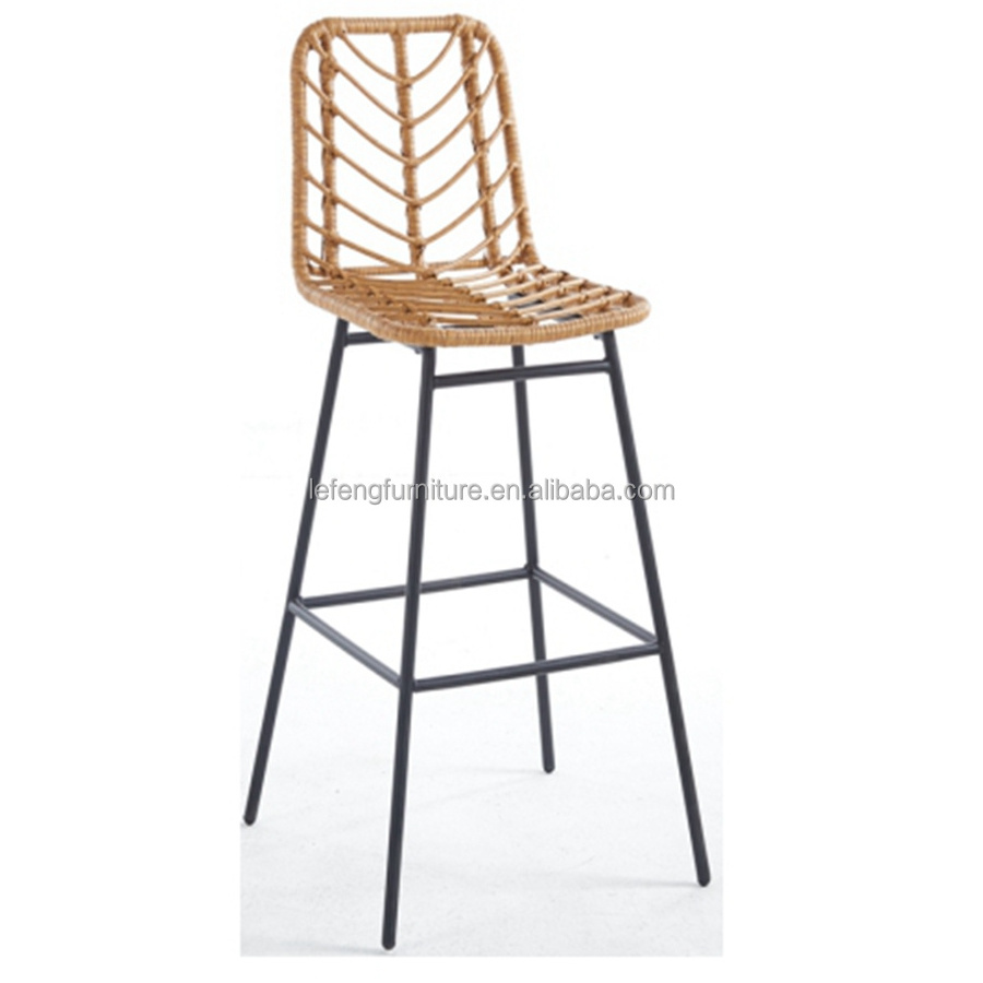 Cheap Outdoor Furniture Garden Rope Weave PE Rattan Arm Dining Chair with Metal Legs Cushion Cafe Patio Outdoor Rattan Chair