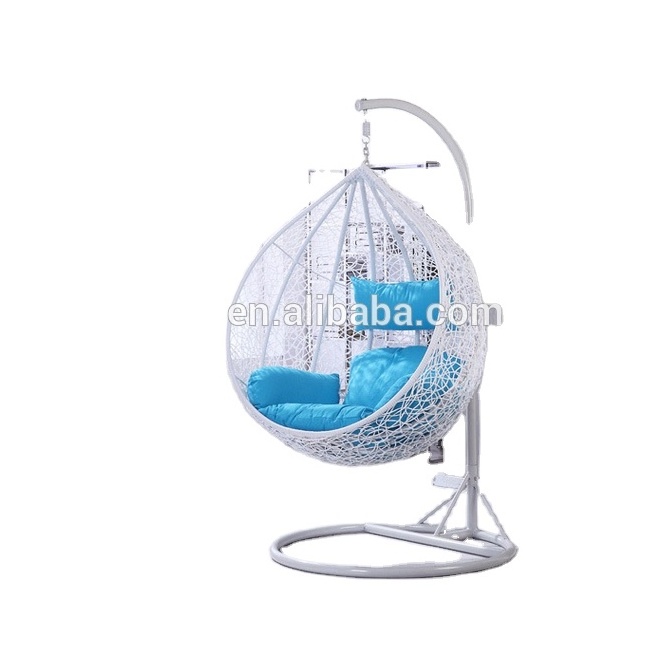 Luxury Rattan wicker Hanging egg chair for hot sale rattan swing