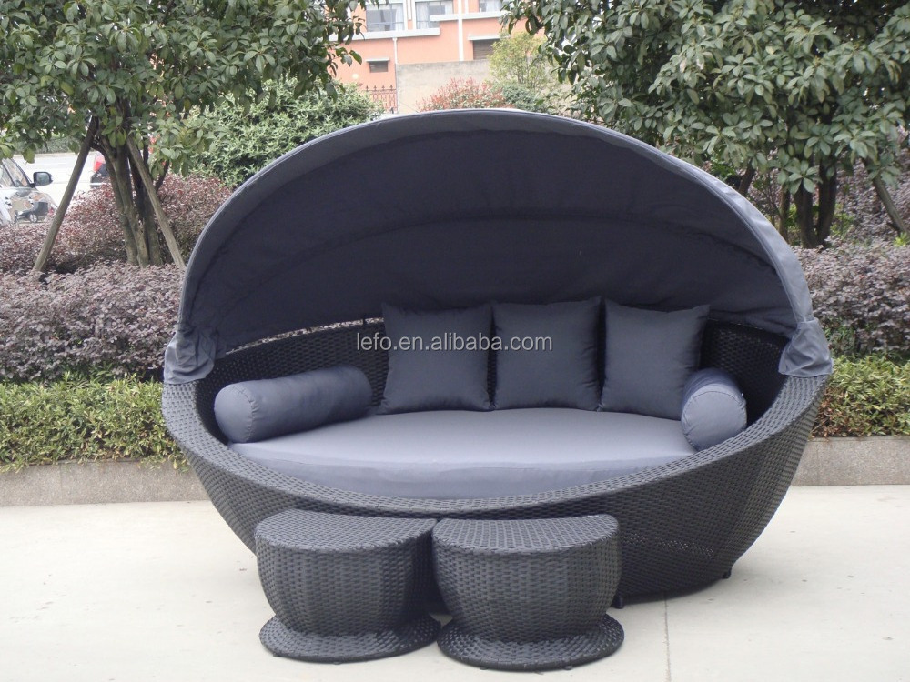 All Weather Black Wicker With White Waterproof Cushion Outdoor Furniture Round Sofa Rattan Daybed With Canopy