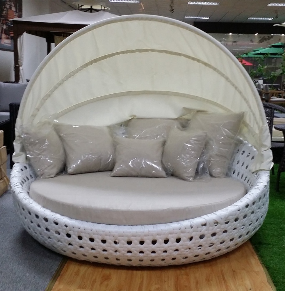 Round Canopy Outdoor Rattan Day bed