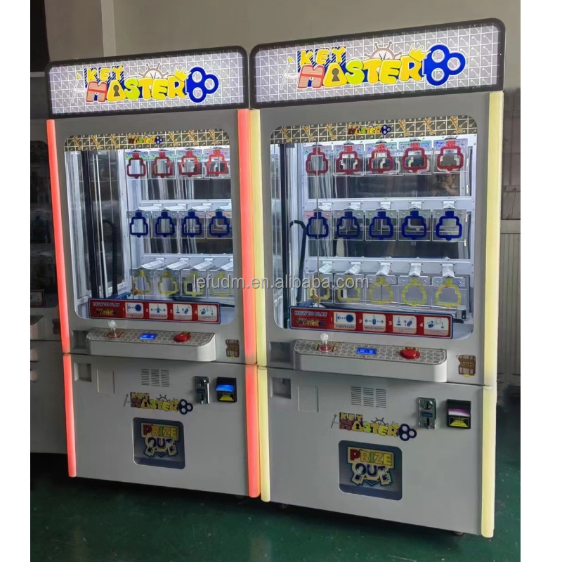 2023 Popular 15 Slots Key Master Coin Operated Golden Key Prize Vending Golden Key Master for Arcade Game Center