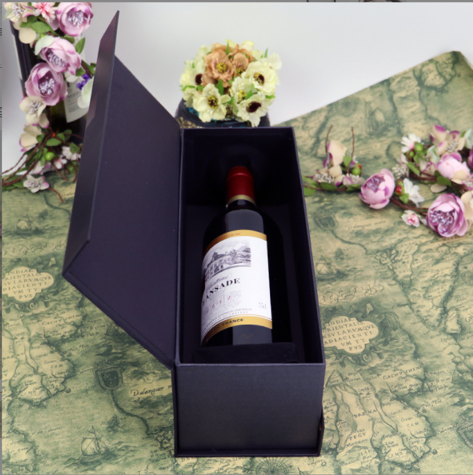 Printed Luxury Red Wine Whisky Champagne Glass Bottle Magnetic Lids Rigid Cardboard Packaging Box with EVA Insert