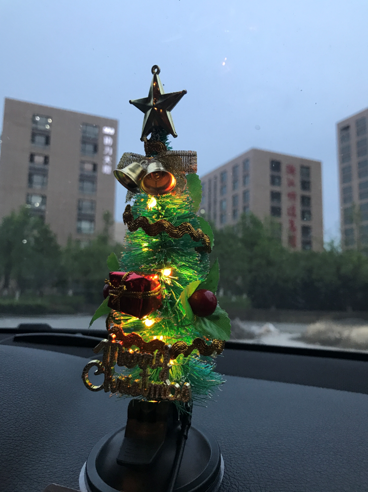 Xmas Tree Car Decorations Dense White Warm Pink Blue Green Artificial Mini Indoor Pre-lit Led Light Ornament Christmas Car Tree