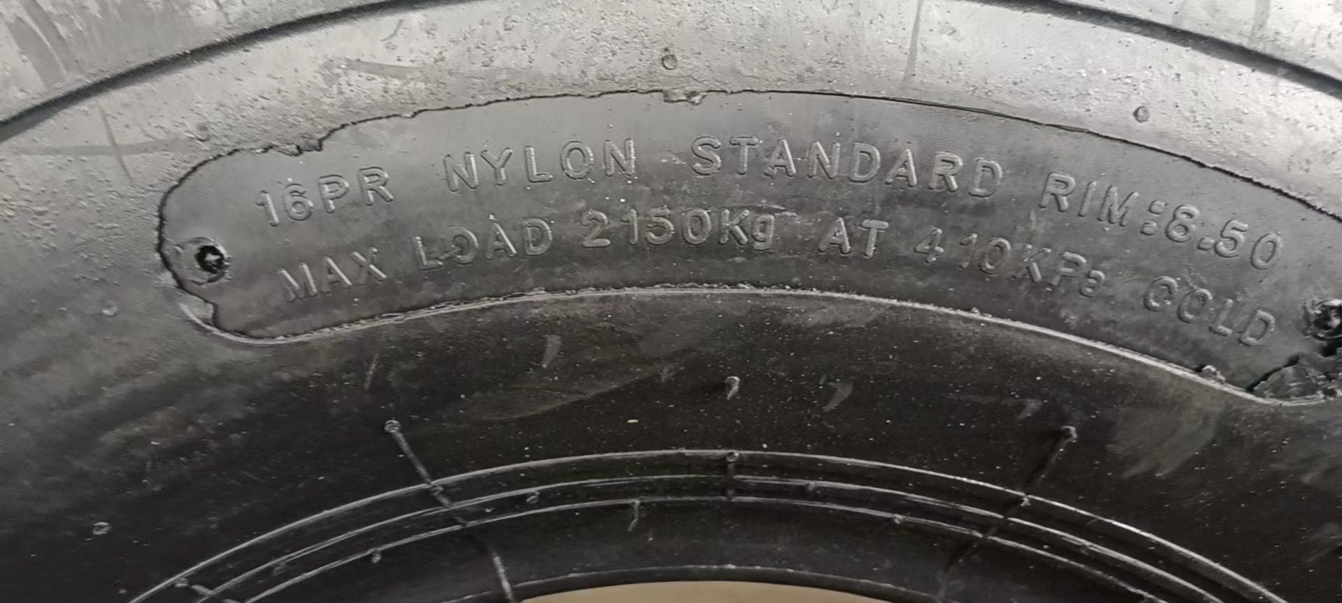 Nylon Loader Tire 23.5/70-16  E3L3 OTR Tire