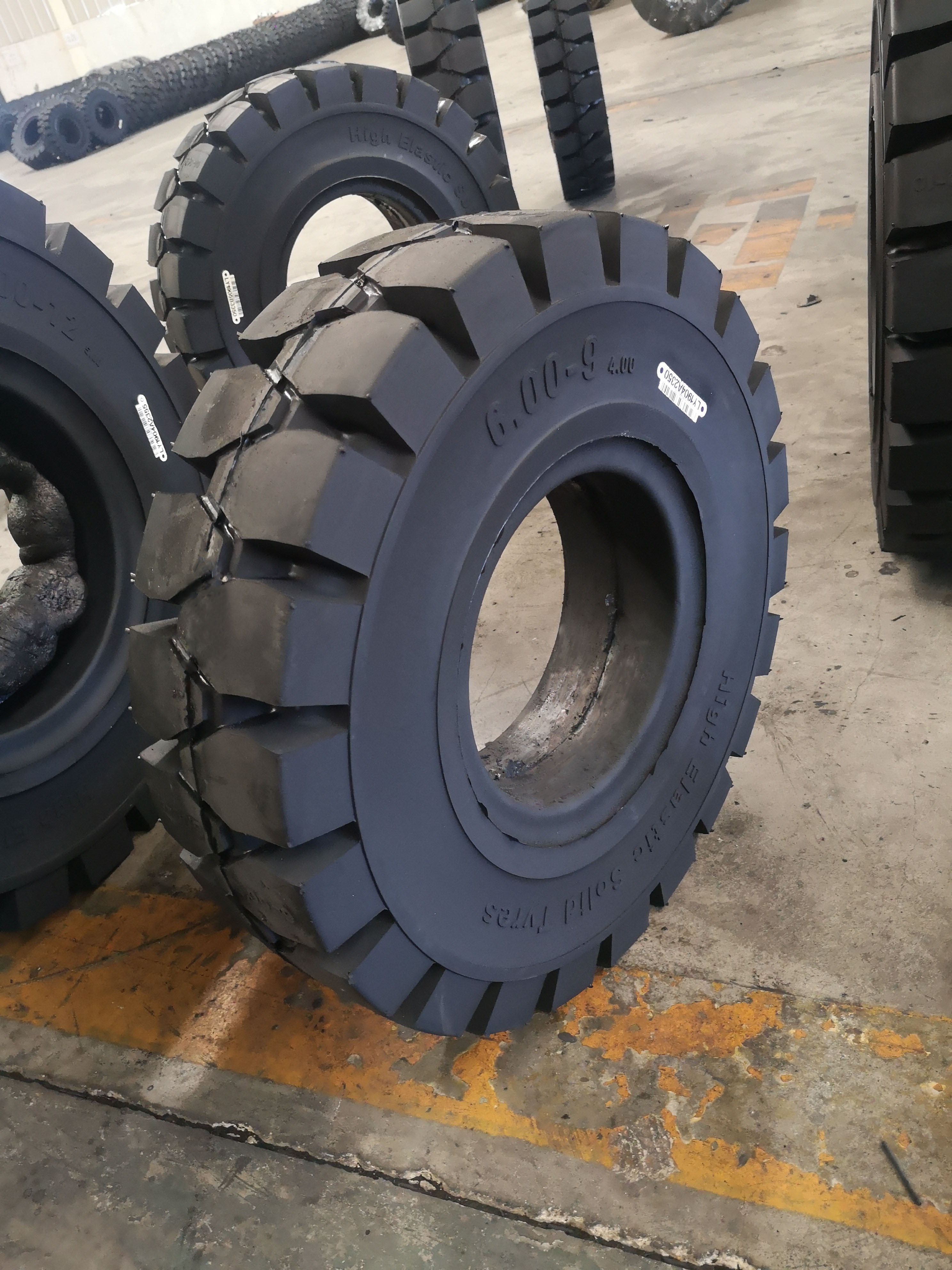 Forklift Spare Parts Solid Tire 6.00-9