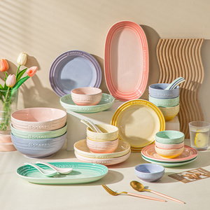 Pretty colorful Ceramic Bowls Plates Top Sale Household High-Capacity Gradient Ceramic Sets Dinnerware