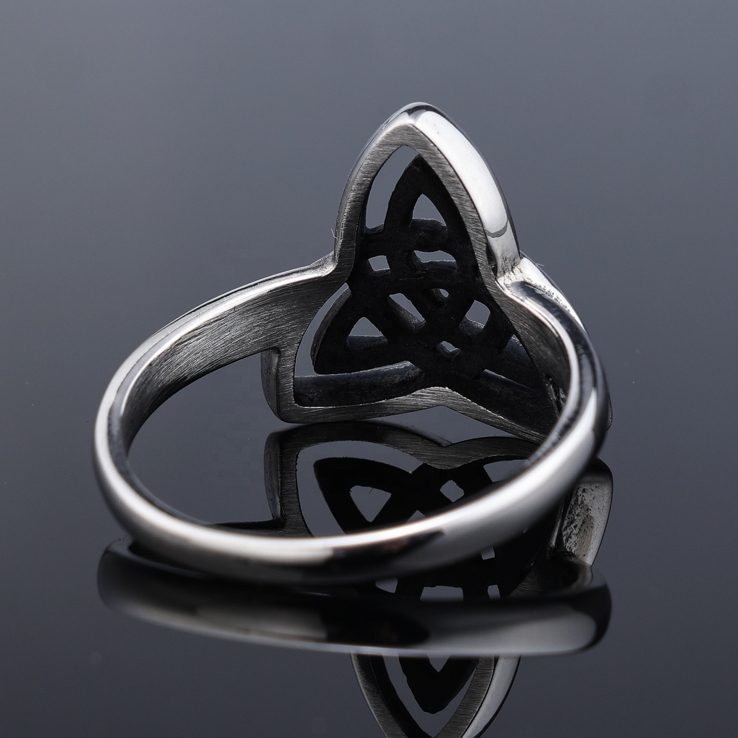 Irish Style Triquetra Triangle Knot Rings Stainless Steel Ladies Girls Wedding Band Toe Rings Size 5-10