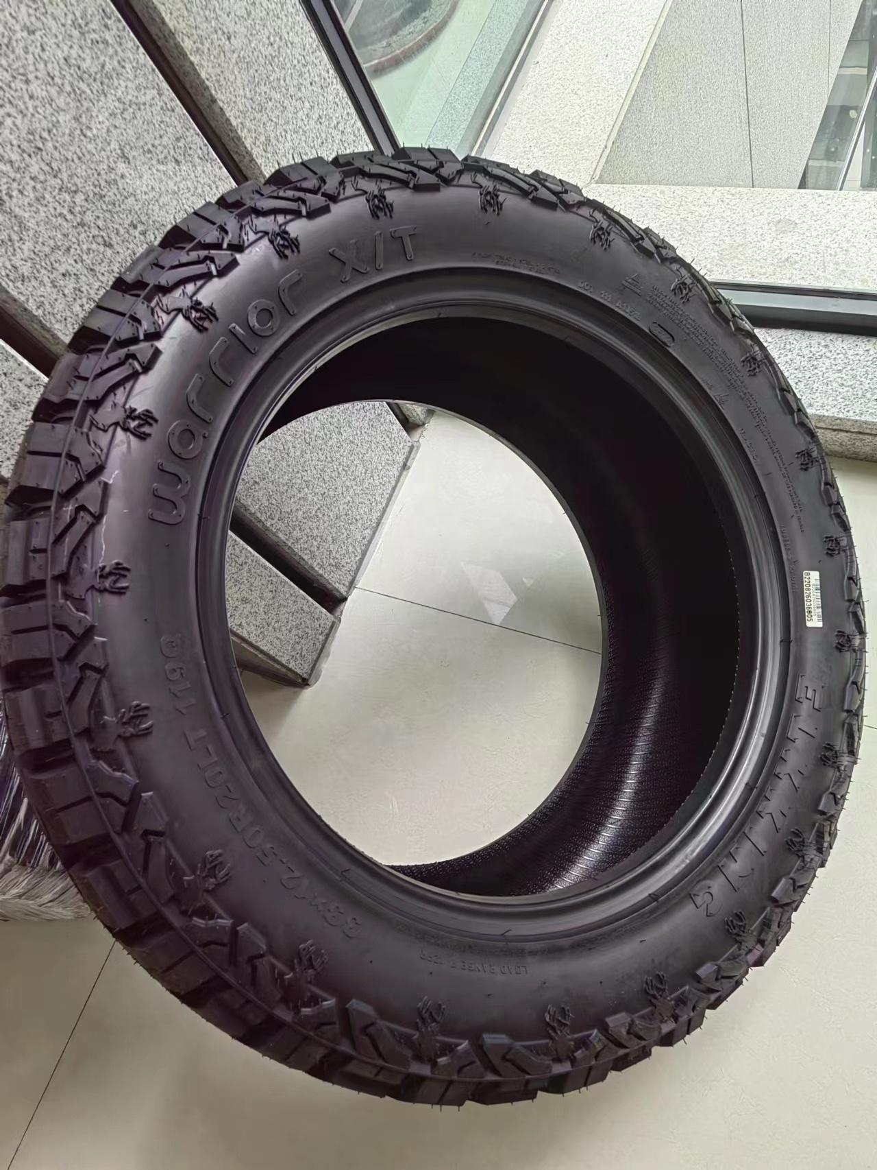 4X4 SUV mud and all terrain tire LT285/75R16 LT275/60R20 snow flake rated AT MT off road tire