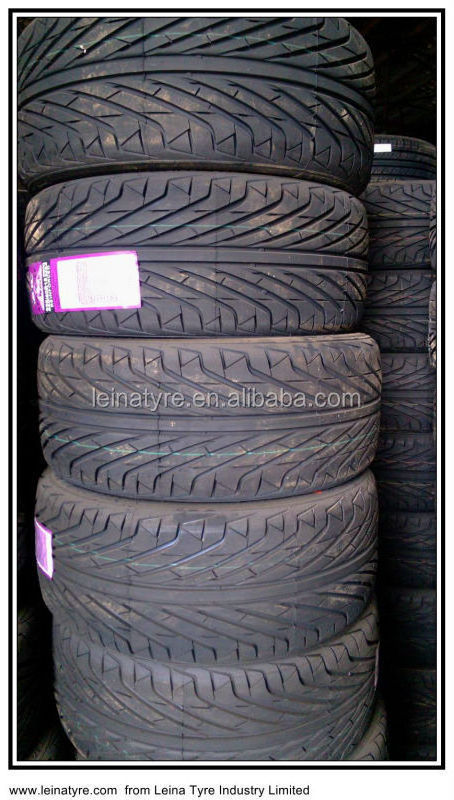 215 55 17 Ultra high performance car tire