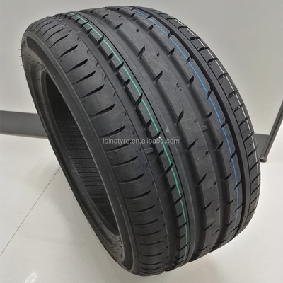 HD927SP new pattern 275/35ZR19 275/30ZR19 245/45ZR20 on wet slippy road UHP tyre