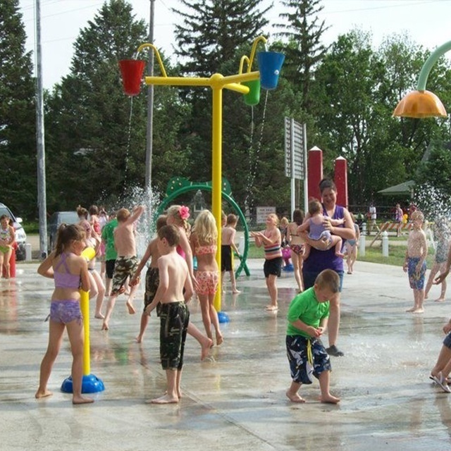 kids mini aqua park water park tipping buckets for aqua play