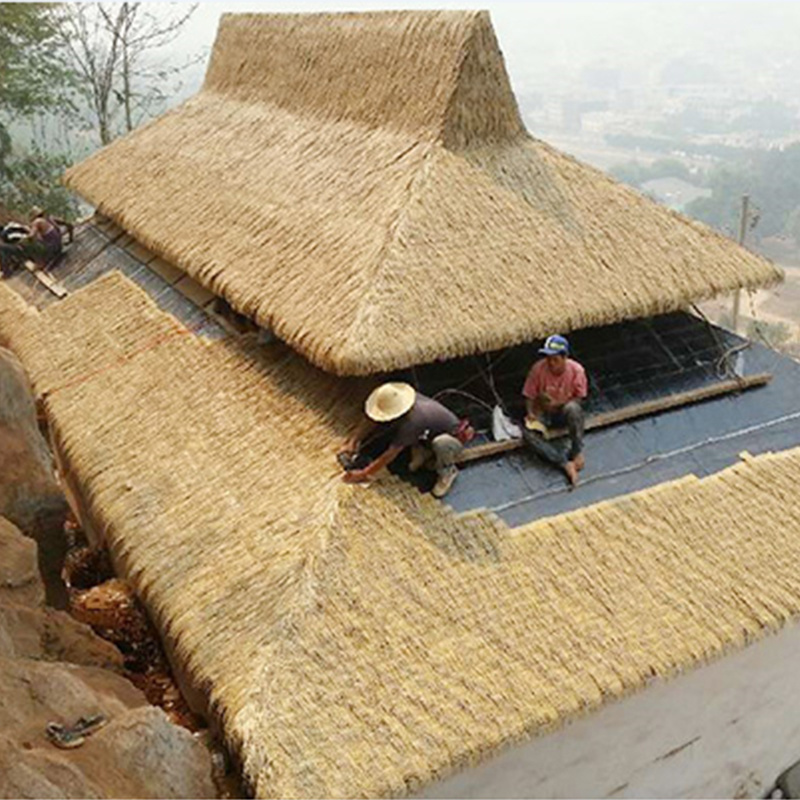 High quality professional synthetic palm leaves plastic artificial thatch roof