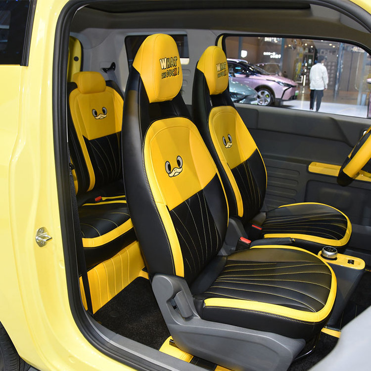 Geely Panda Mini Little Yellow Duck Limited Edition Lucky Model Electric Cars 4 Seats Ev Car Electric Car For Adult