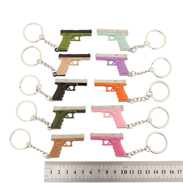 Hot Wholesale gun key chain keychain 5CM9CM 18cm M24 Metal Game Gun Model Key Chain Gun toy key chain