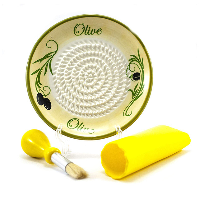 New Yellow Round Garlic Grater Ginger Plate with Garlic Peeler, Kitchen Brush Kitchen Accessories