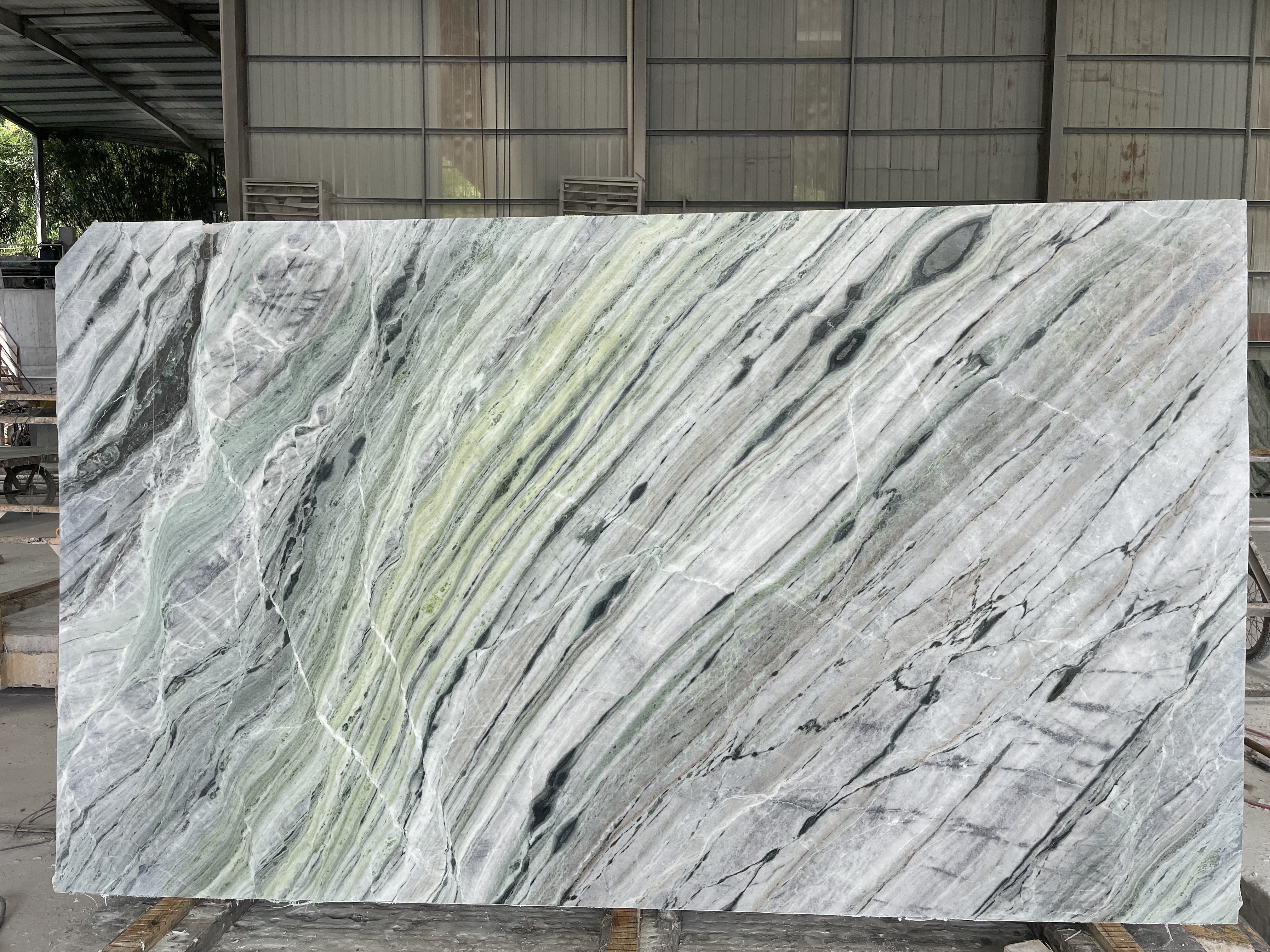 Factory cheap dark emerald green marble slabs verde prato marble for wall decoration