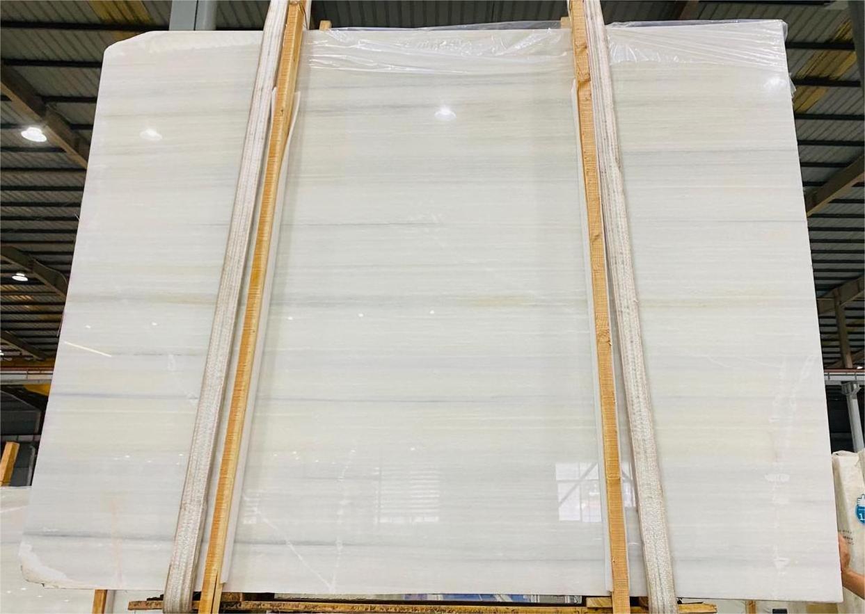 Customizable  High Quality  Polished Natural Onyx Slabs Tile Athens White Onyx  for Interior Design