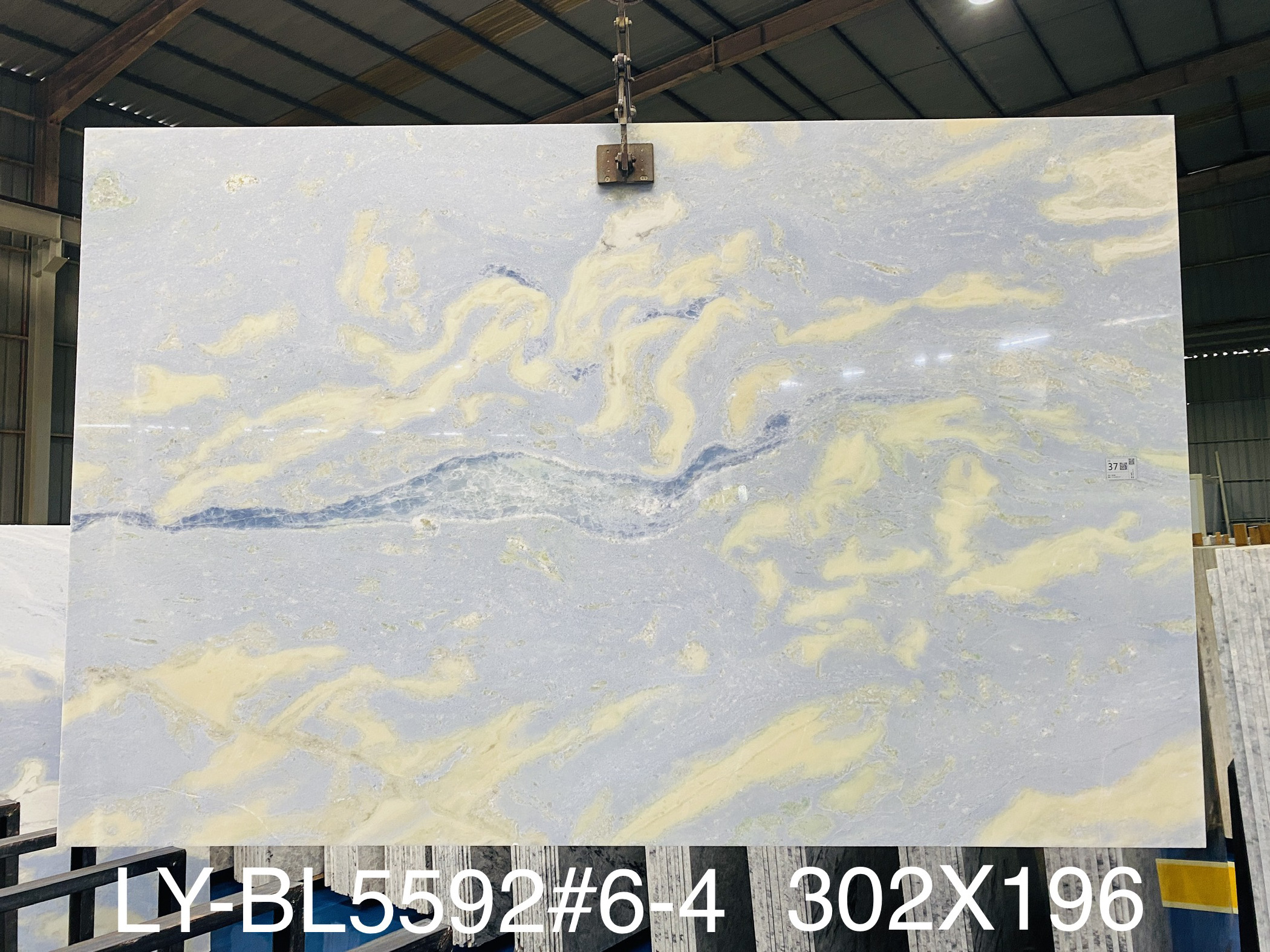 alabaster brazilian natural stone quartzite countertops luxury stone big slabs for home decoration