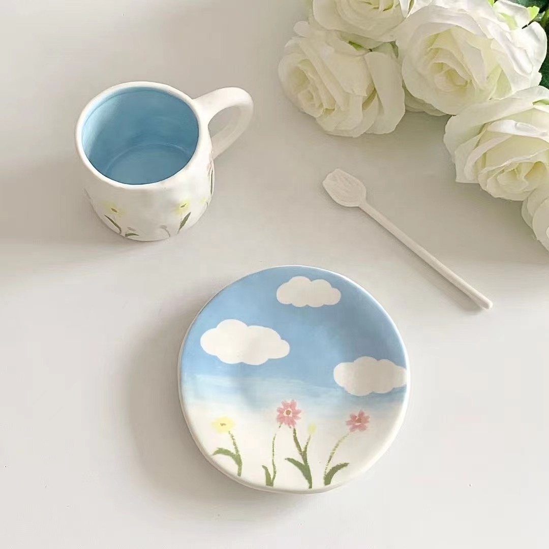 Lelyi ins light luxury ceramic coffee cup and saucer creative hand-painted white clouds afternoon tea cup set