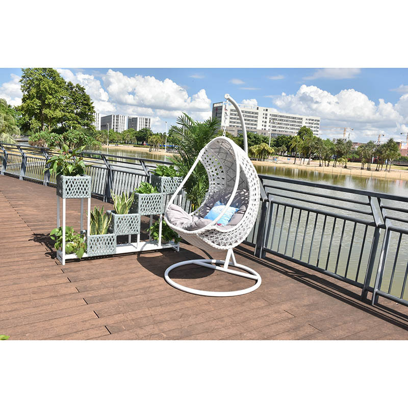 Wholesale Hot Style Outdoor Indoor Wicker Hanging Egg Chair White Rattan Swing Lounge Chair