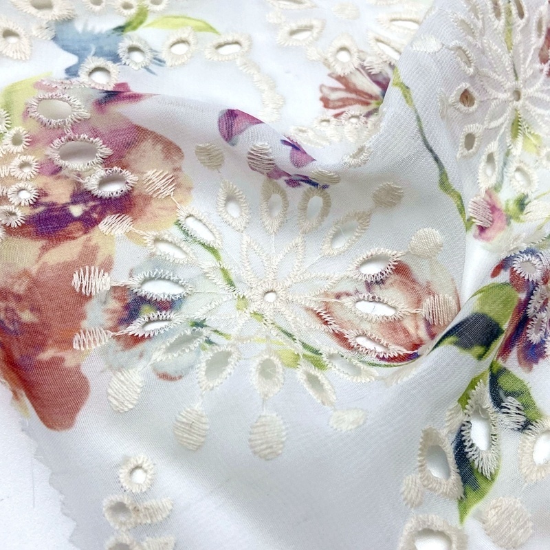 Light weight 100% polyester woven floral print chiffon embroidery fabric for women blouses