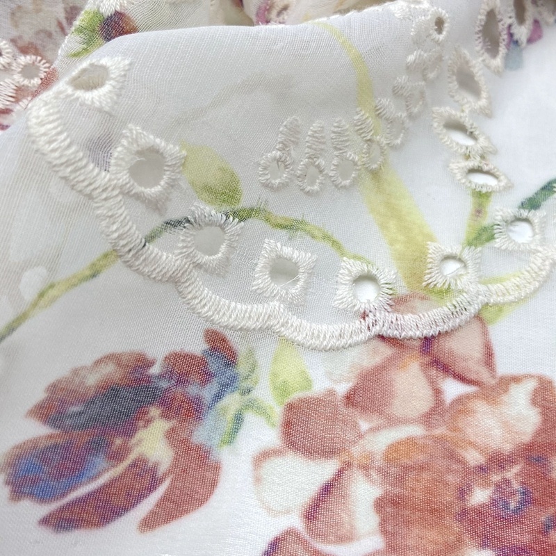 Light weight 100% polyester woven floral print chiffon embroidery fabric for women blouses