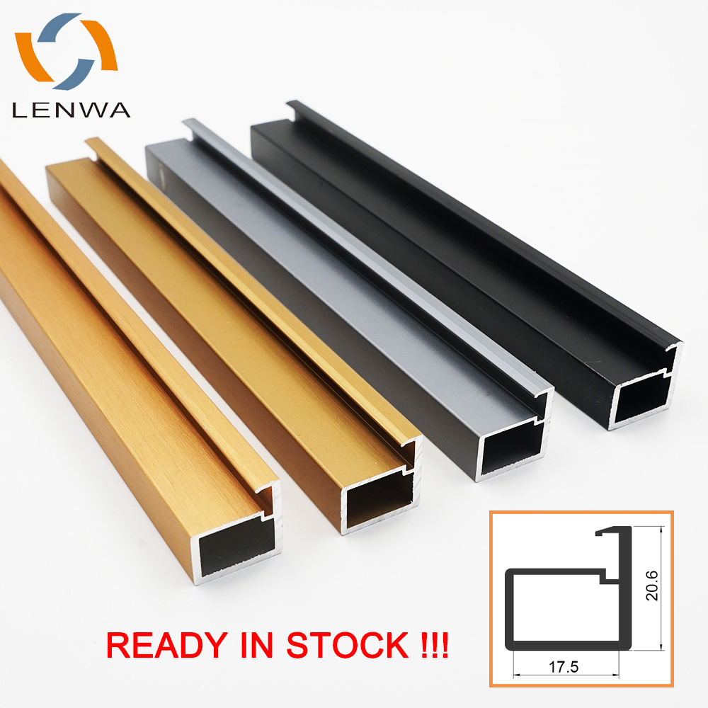 LENWA Factory New Design Low MOQ Aluminum Frame Glass Swing Door for Walk In Closet