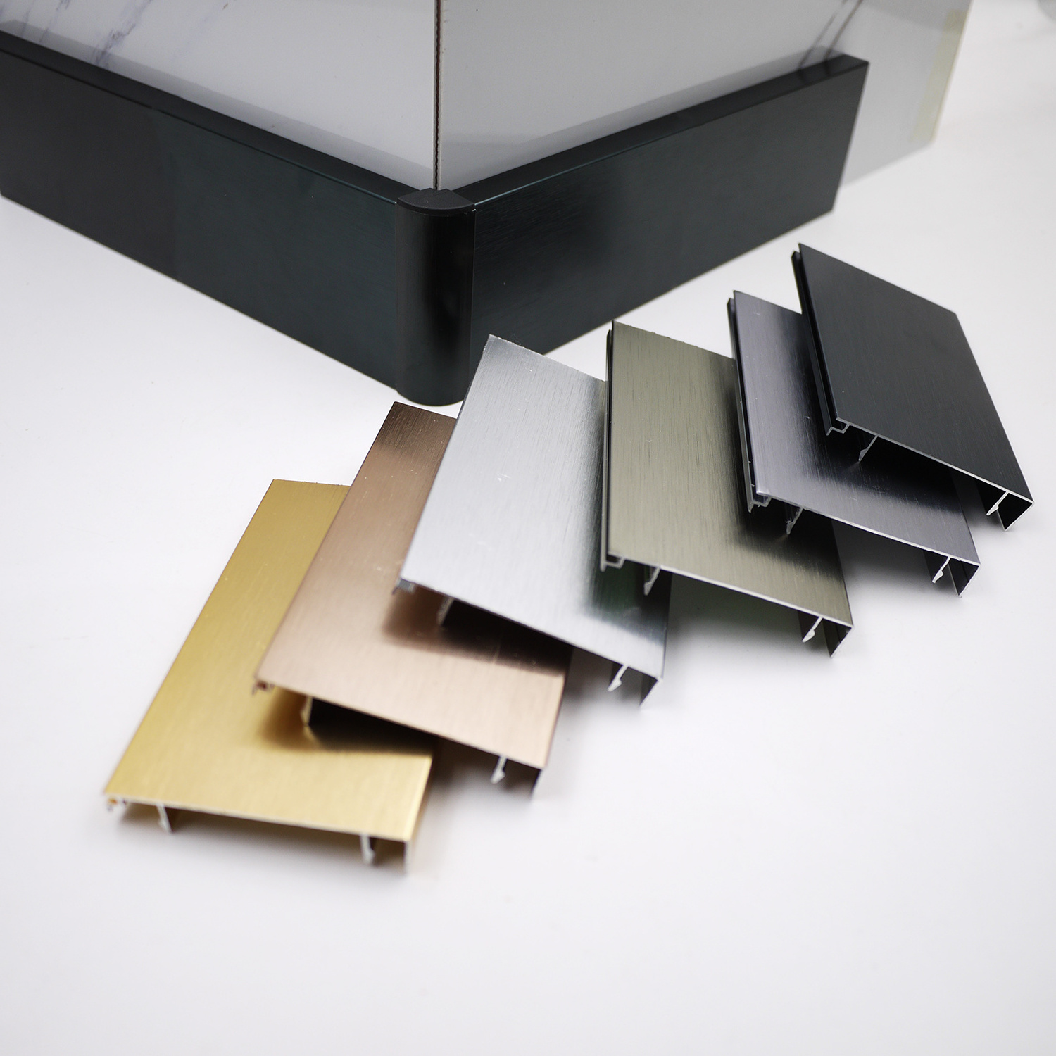 LENWA extrusion Skirting board, flooring accessories and Decorative Aluminium baseboard