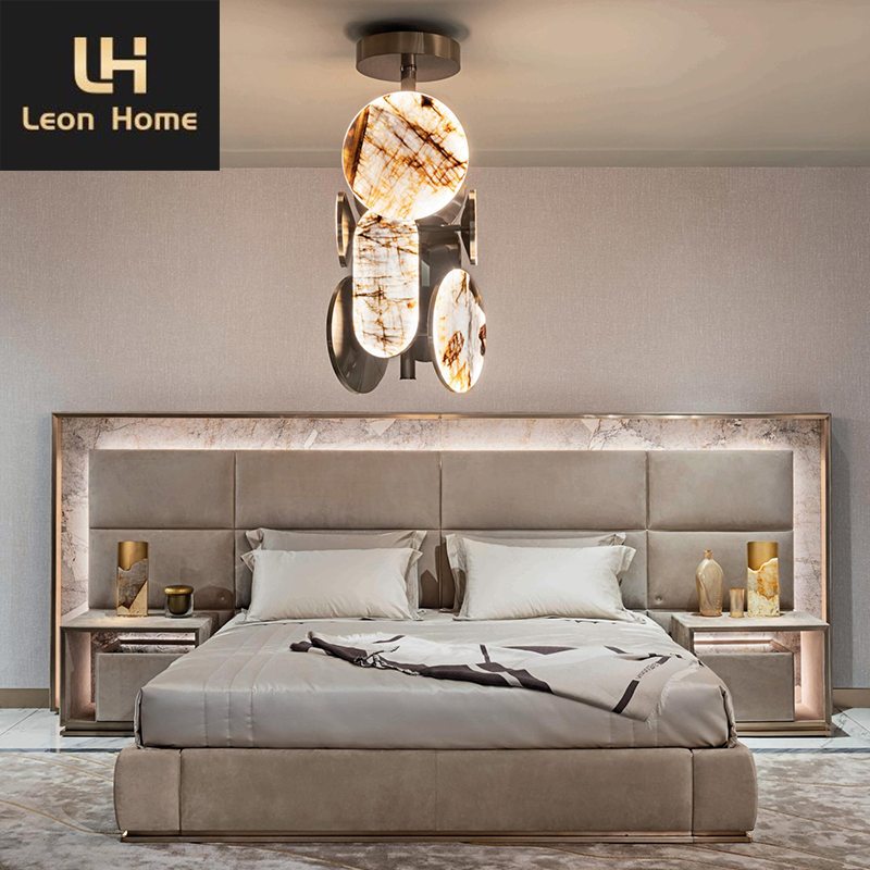 Manufacturer Customization High Quality Italian Design Luxury Bedroom Furniture Hotel Villa Bedroom Bed