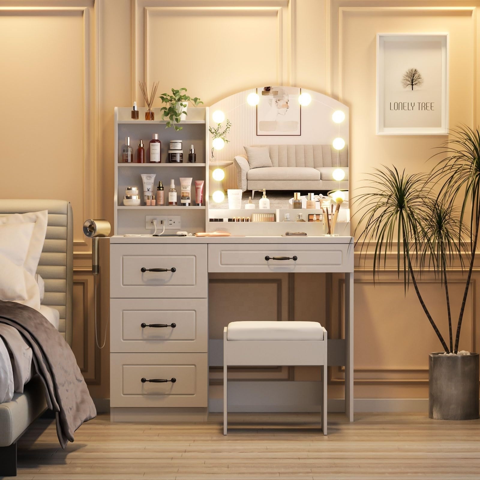 High Quality Dressing table Bedroom With Storage Shevels