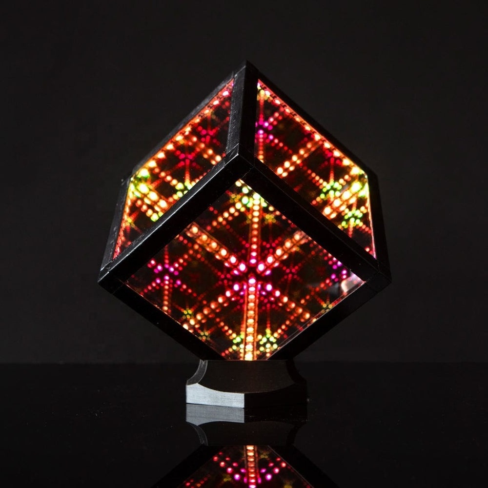 KTV DJ home using Magic Light Cube Music sync Smart RGB portable led desk lamp--light Cube 140 lighting Modes 16 million colors