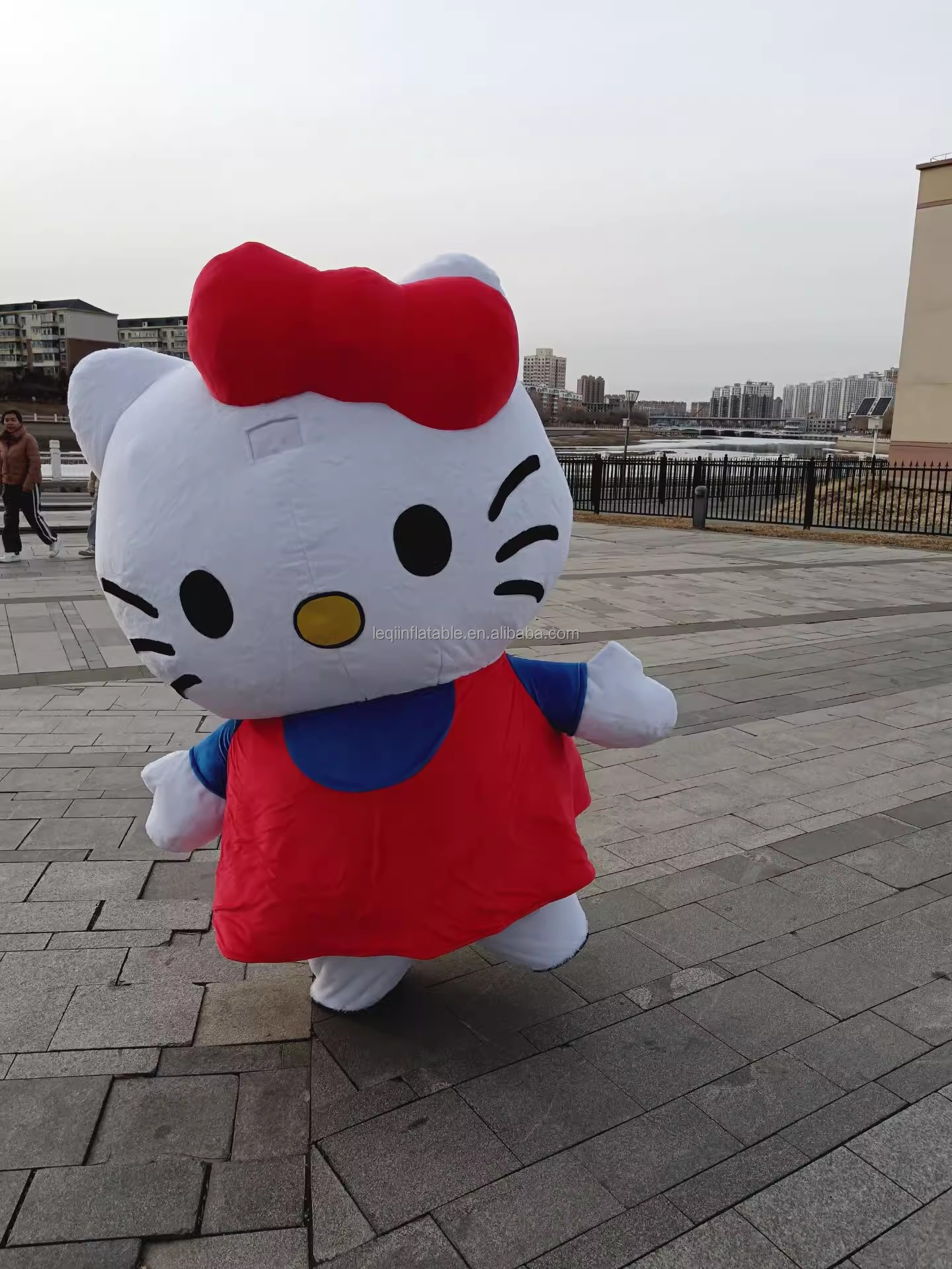 Hot sale parade moving inflatable Hello Kitty Cat mascot costume cartoon character kitty cat mascot suit for sale