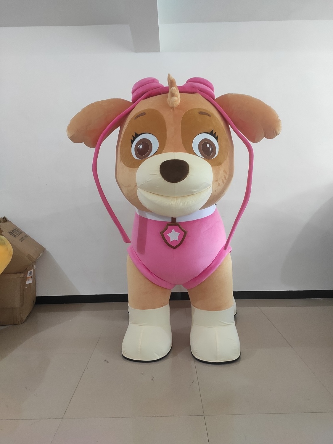 Popular moving cartoon character PAW dog skye mascot adult suit inflatable PAW dog patrol mascot costume for sale