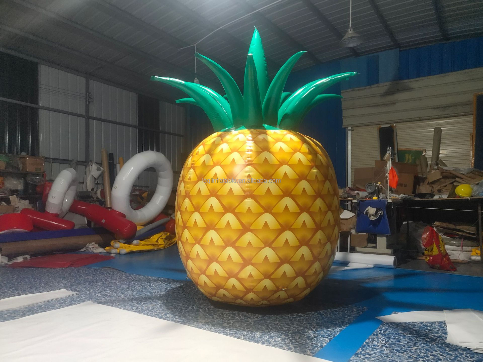 4m Giant Outdoor 0.6mm PVC airtight inflatable pineapple custom inflatable ananas for advertising