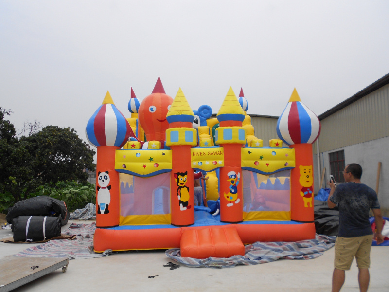 Commercial New Playground Castle Bouncy Castle Inflatable Jumping Castle Slide with Fashion big Balloon