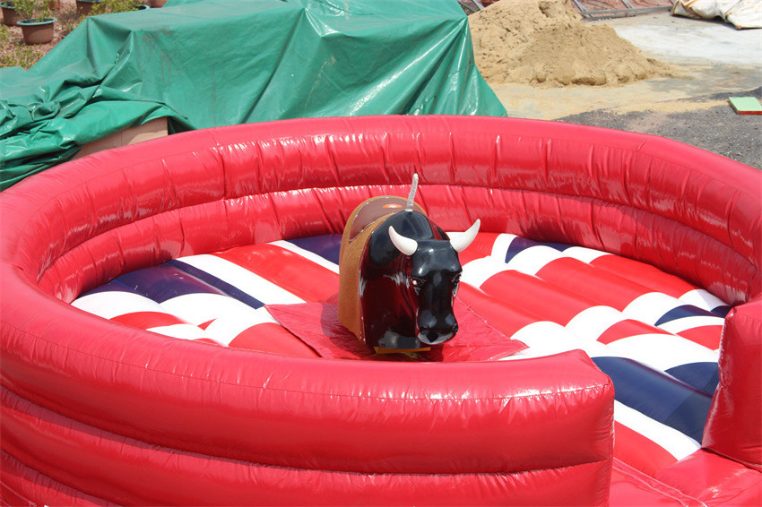 Wholesale Factory Price Rodeo Ride Sport Games Inflatable Bull Mechanical Bull For Commercial Rental