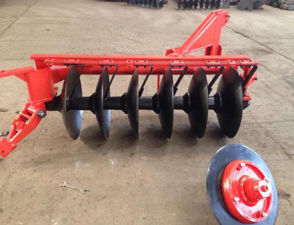 Effective  agricultural tractor 3-point  disc harrow for sale 12 14 cultivator best price hand tractor 4ft disc plough