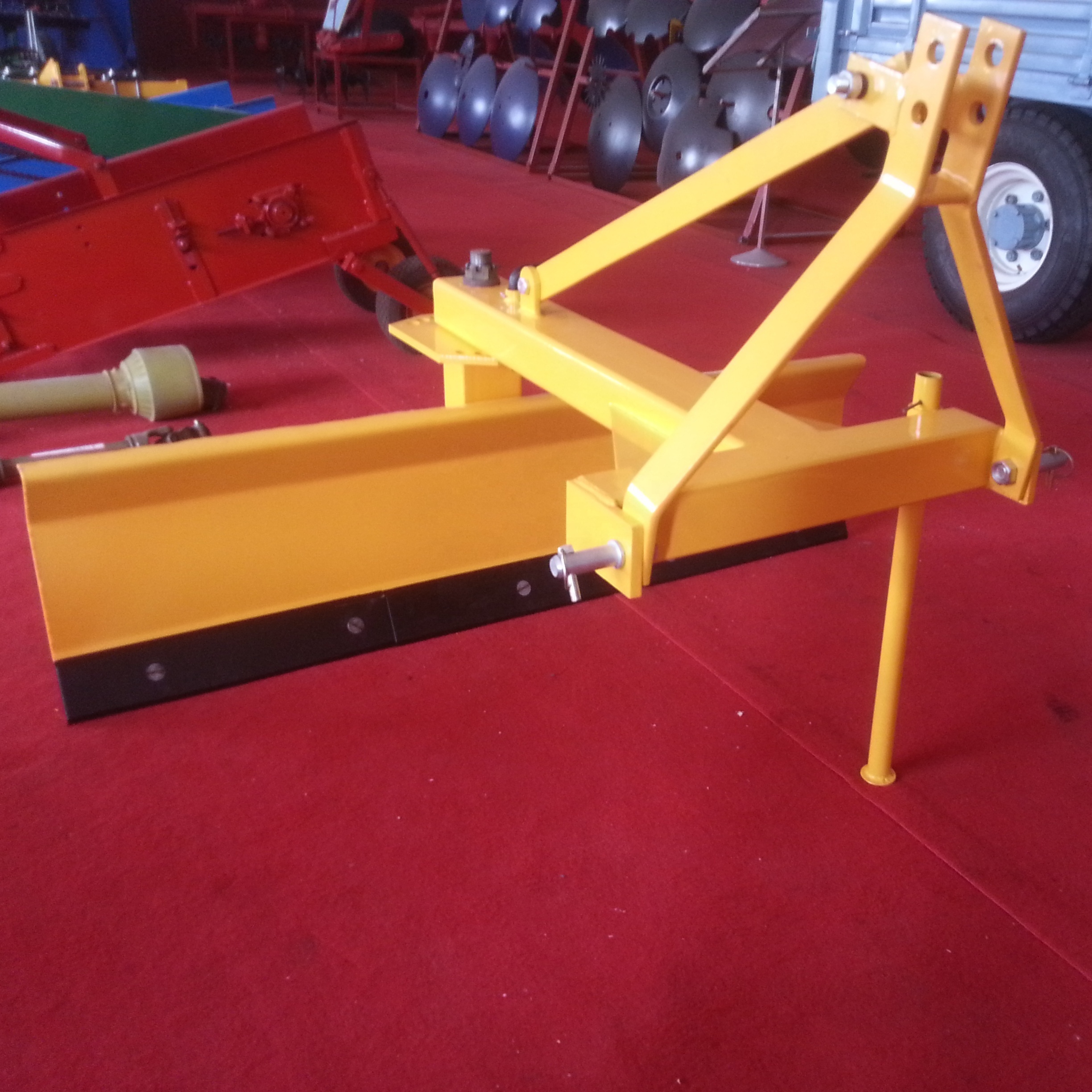 Quality assurance high efficiency farm land leveler land scraper box scraper for tractor 3 point mounted grader blade