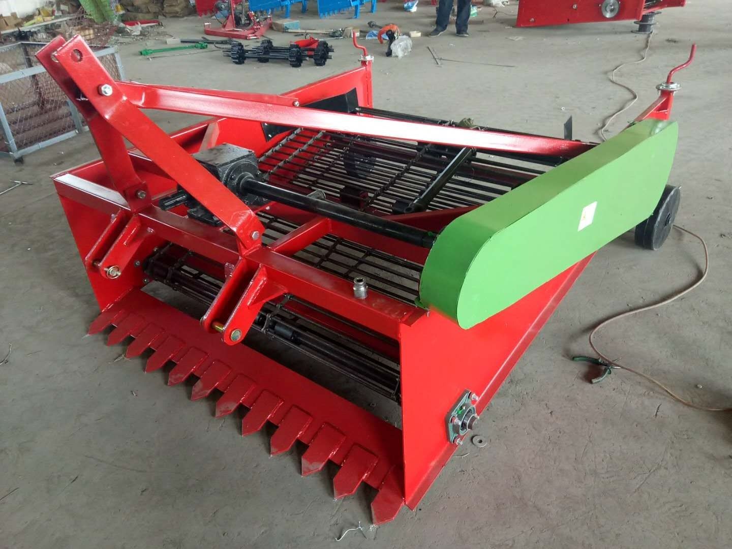 Double row potato harvester with a harvest rate of 98%