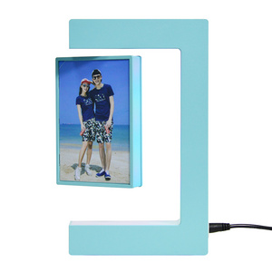 Colorful LED light E Shape Magnetic Levitation Photo Frame, Kids Decorative Desktop Arts And Crafts Floating Photo Frame