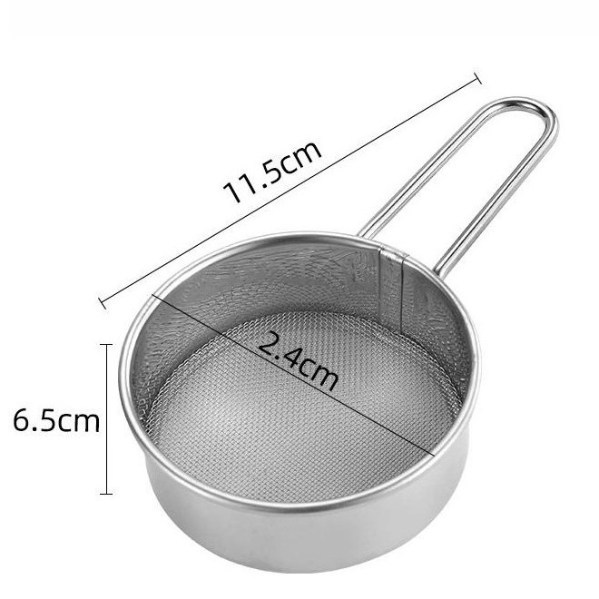 Hot Selling Stainless Steel Strainer with Long Handle Mini Flour Sifter Sieve For Baking and Coffee Pastas Tea Strainer