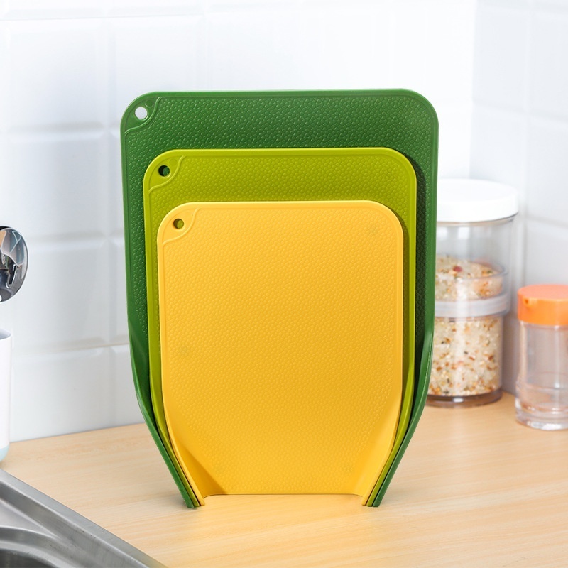 kitchen household plastic standing chopping cutting board set with 3 sizes and curved edges